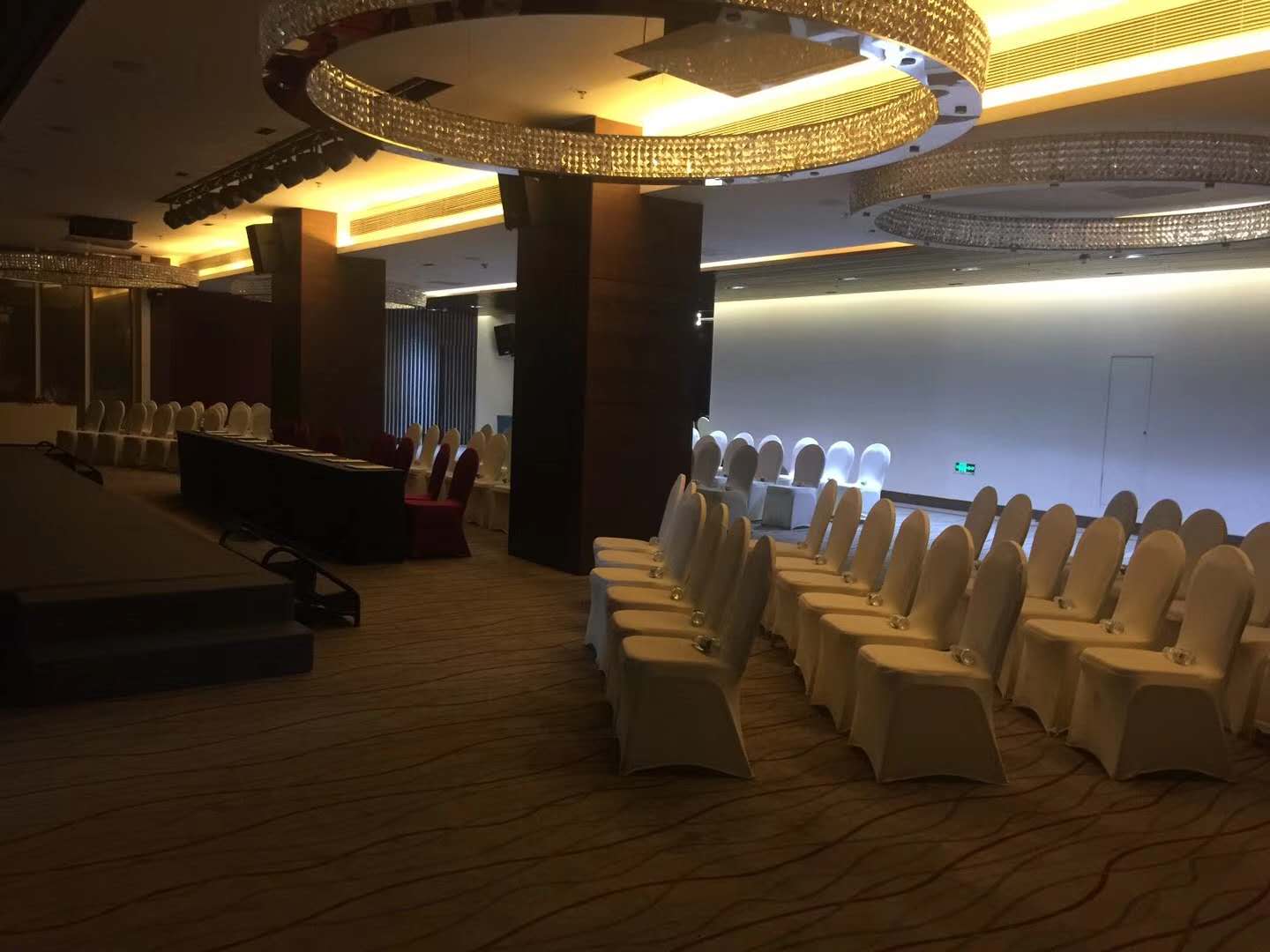 周年慶典活動(dòng)現(xiàn)場(chǎng)如何布置？