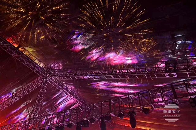 如何安排大型會(huì)議活動(dòng)的相關(guān)工作？